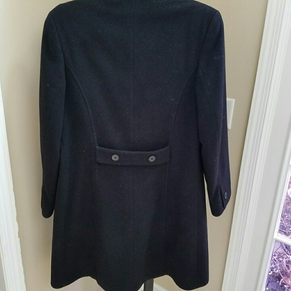 coat - Picture 3 of 7